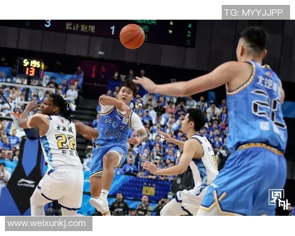 广厦与北控季前赛对决精彩纷呈球迷期待新赛季的精彩表现