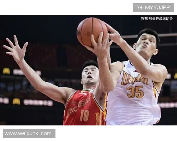 米尔顿与布拉德的对决：谁将成为篮球场上的新王者