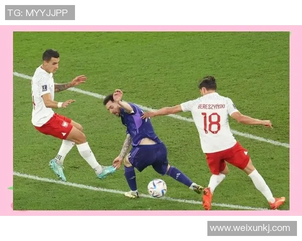 英格兰与比利时激战在即足球迷们期待精彩对决与胜负悬念